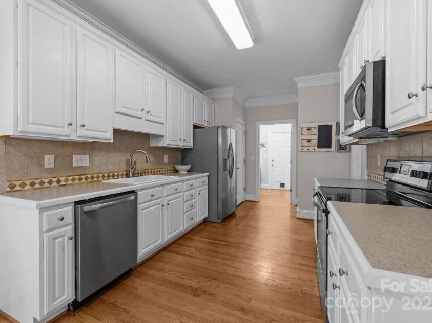 327 Wilby Drive, Charlotte, NC 28270.  MLS# CAR4257935, YatesRealty ID 14740. 