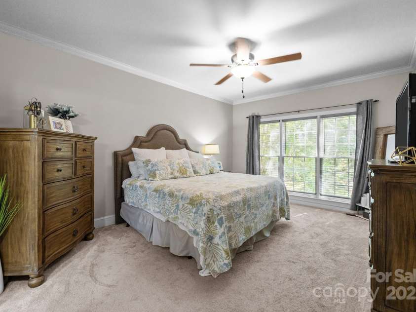 327 Wilby Drive, Charlotte, NC 28270.  MLS# CAR4257935, YatesRealty ID 14740. 