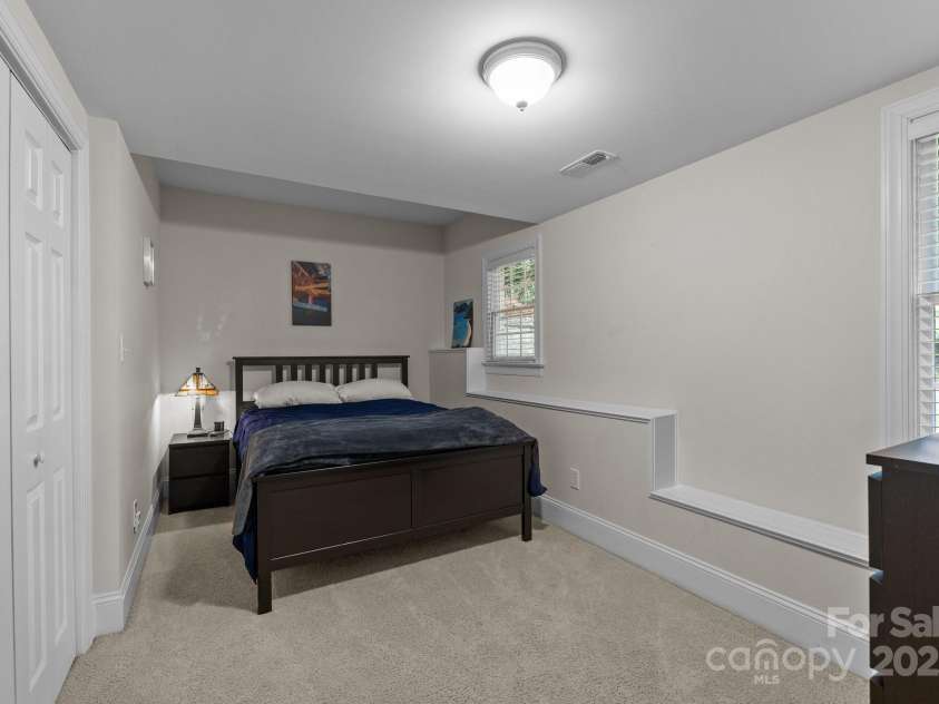 327 Wilby Drive, Charlotte, NC 28270.  MLS# CAR4257935, YatesRealty ID 14740. 