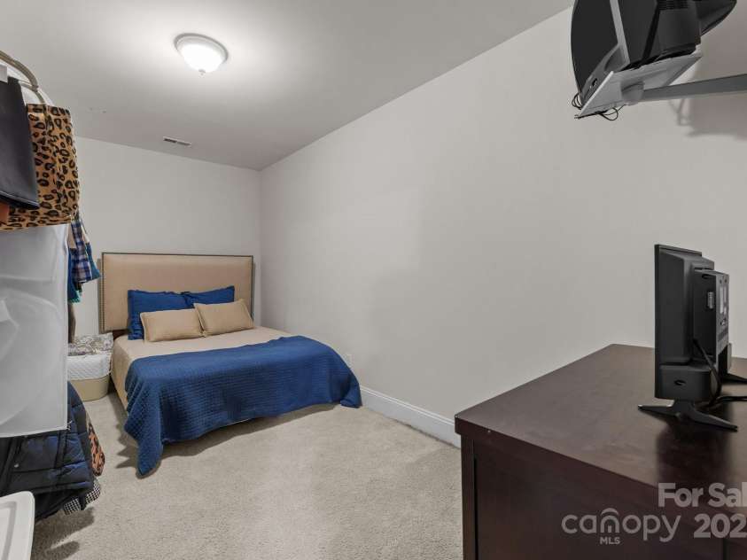 327 Wilby Drive, Charlotte, NC 28270.  MLS# CAR4257935, YatesRealty ID 14740. 