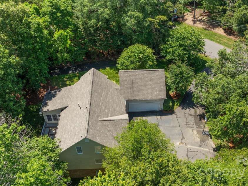 327 Wilby Drive, Charlotte, NC 28270.  MLS# CAR4257935, YatesRealty ID 14740. 