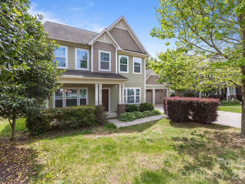 103 Hedgewood Drive, Mooresville, NC 28115.  MLS# CAR4362964, YatesRealty ID 14741. 
