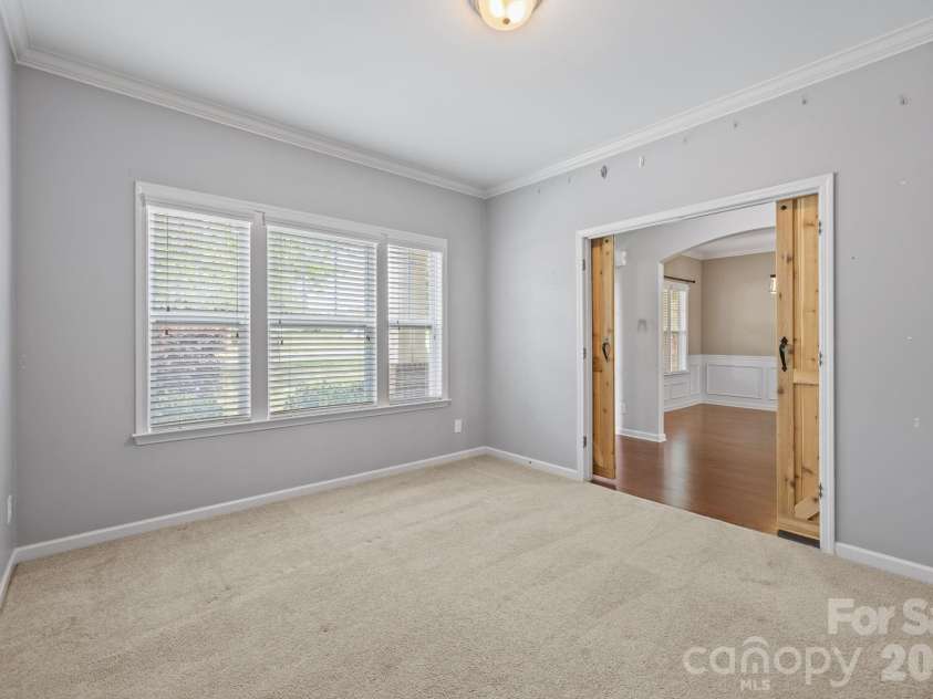 103 Hedgewood Drive, Mooresville, NC 28115.  MLS# CAR4362964, YatesRealty ID 14741. 