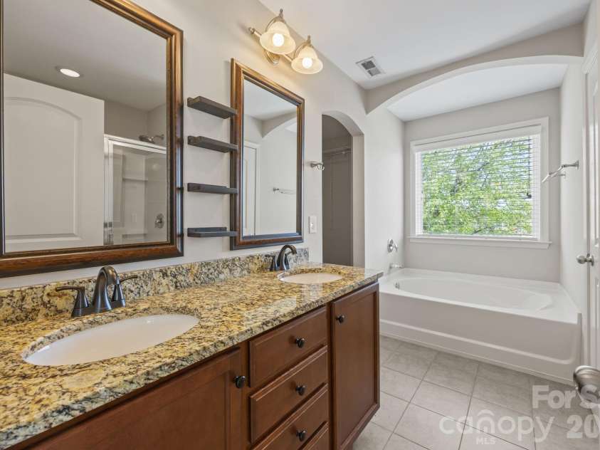 103 Hedgewood Drive, Mooresville, NC 28115.  MLS# CAR4362964, YatesRealty ID 14741. 