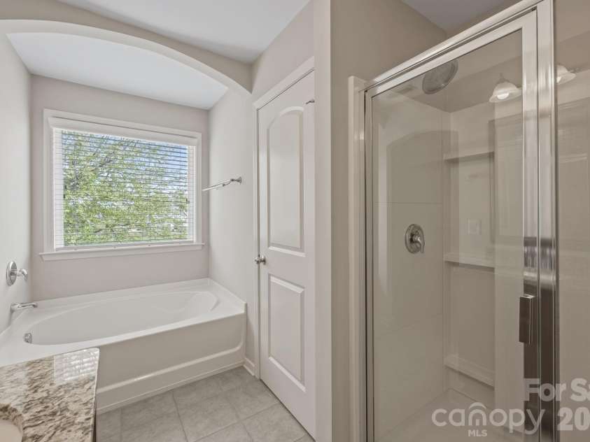 103 Hedgewood Drive, Mooresville, NC 28115.  MLS# CAR4362964, YatesRealty ID 14741. 