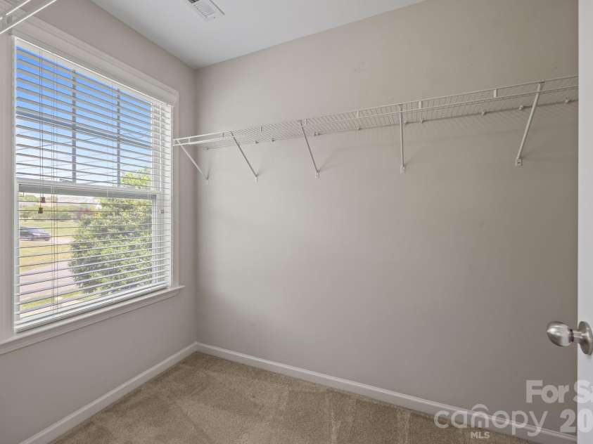 103 Hedgewood Drive, Mooresville, NC 28115.  MLS# CAR4362964, YatesRealty ID 14741. 