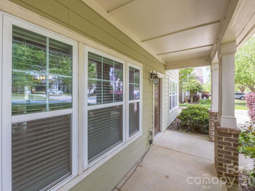 103 Hedgewood Drive, Mooresville, NC 28115.  MLS# CAR4362964, YatesRealty ID 14741. 