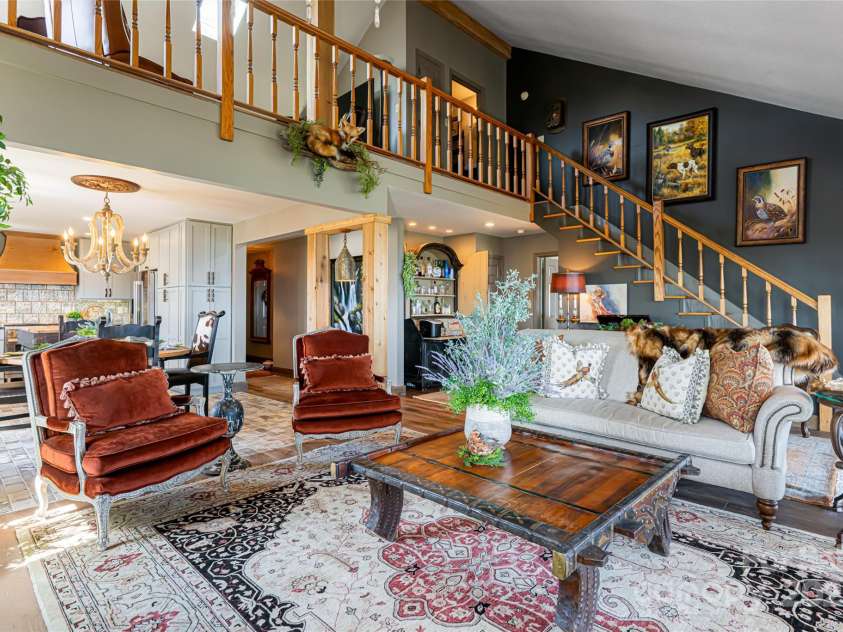 704 Fleetwood Plaza, Hendersonville, NC 28739.  MLS# CAR4246743, YatesRealty ID 14741. Living room