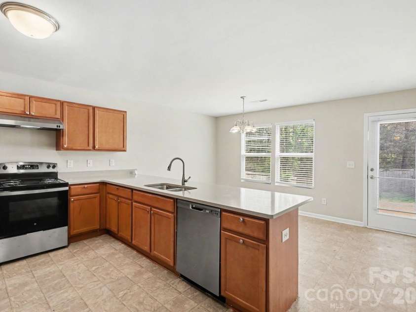 999 Ramsgate Drive, Concord, NC 28025.  MLS# CAR4361470, YatesRealty ID 14742. 