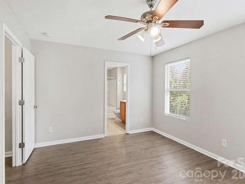999 Ramsgate Drive, Concord, NC 28025.  MLS# CAR4361470, YatesRealty ID 14742. 