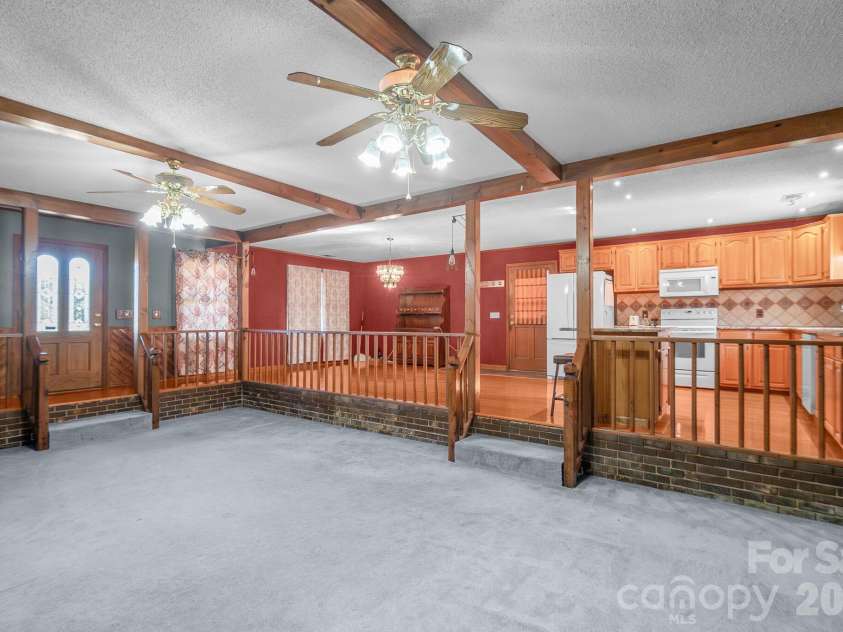 1295 Cattle Ridge Road, Cheraw, SC 29520.  MLS# CAR4327151, YatesRealty ID 14744. 