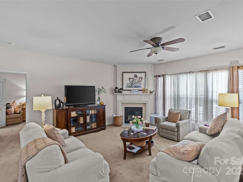 8410 Darcy Hopkins Drive, Charlotte, NC 28277.  MLS# CAR4258428, YatesRealty ID 14744. 