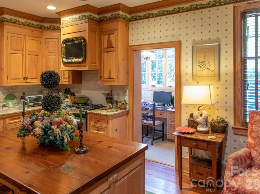 213 Union Street, Concord, NC 28025.  MLS# CAR4364040, YatesRealty ID 14746. 