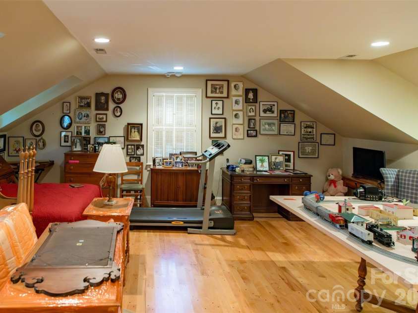 213 Union Street, Concord, NC 28025.  MLS# CAR4364040, YatesRealty ID 14746. 