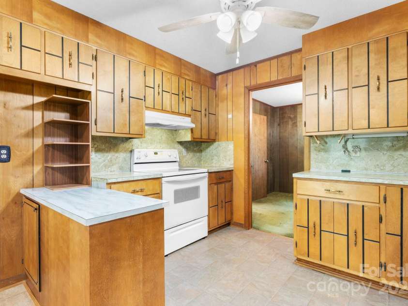 4306 Joplin Road, Hudson, NC 28638.  MLS# CAR4259460, YatesRealty ID 14746. 