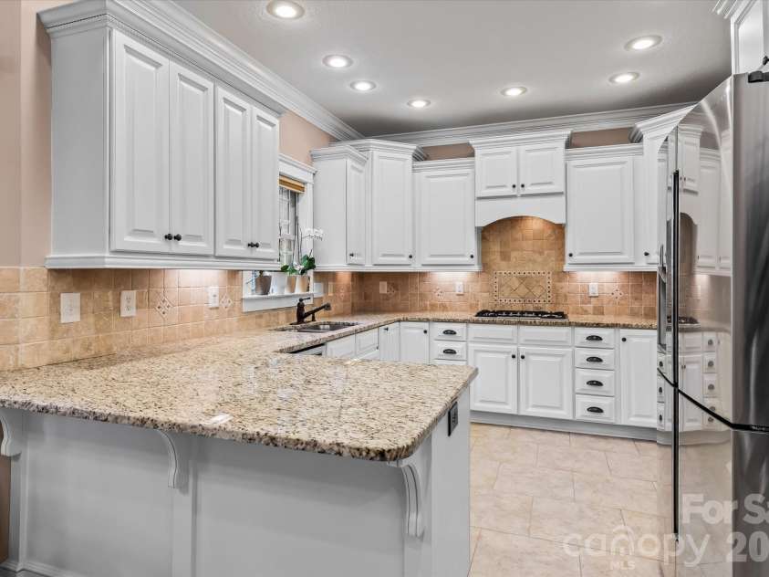 170 Kenway Loop, Mooresville, NC 28117.  MLS# CAR4355232, YatesRealty ID 14747. 