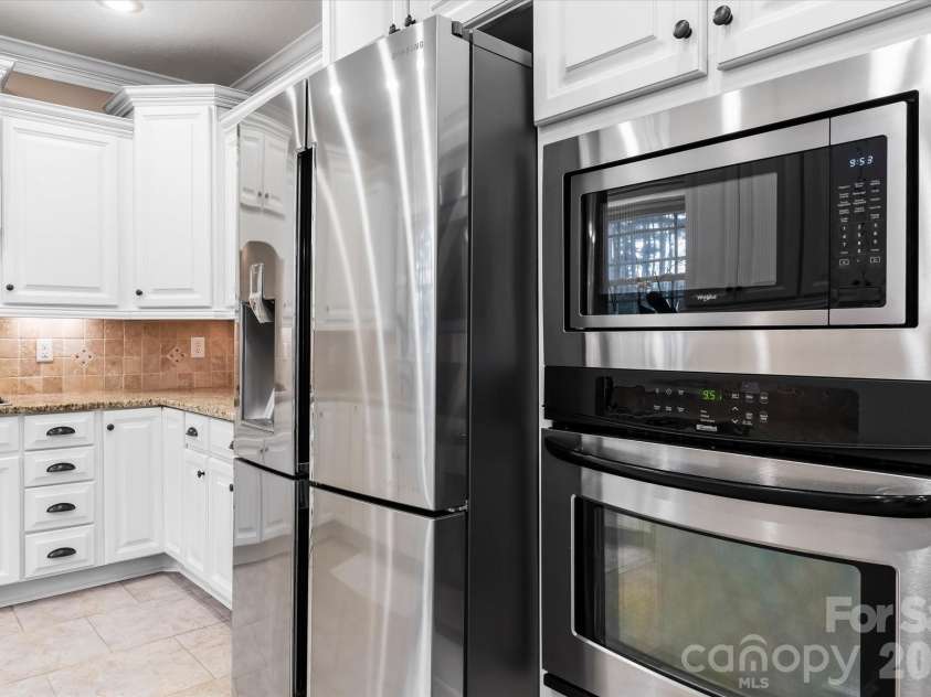 170 Kenway Loop, Mooresville, NC 28117.  MLS# CAR4355232, YatesRealty ID 14747. 