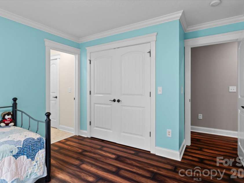 170 Kenway Loop, Mooresville, NC 28117.  MLS# CAR4355232, YatesRealty ID 14747. 