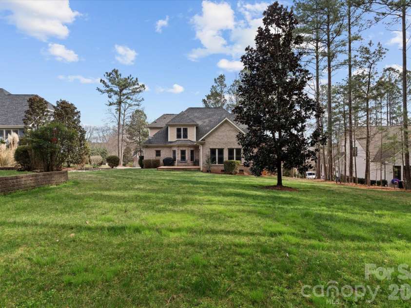 170 Kenway Loop, Mooresville, NC 28117.  MLS# CAR4355232, YatesRealty ID 14747. 