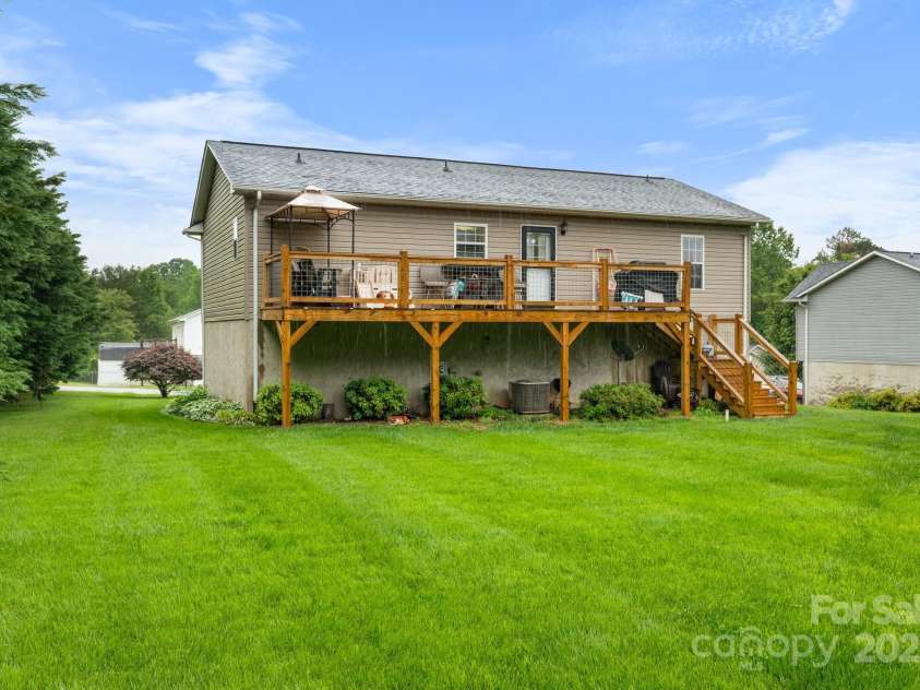 3311 Lilac Lane, Hudson, NC 28638.  MLS# CAR4258470, YatesRealty ID 14747. 