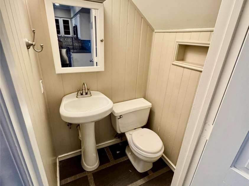 701 Victorian Lane, Monroe, NC 28112.  MLS# CAR4212771, YatesRealty ID 14748. 1/2 Bath Down Stairs
