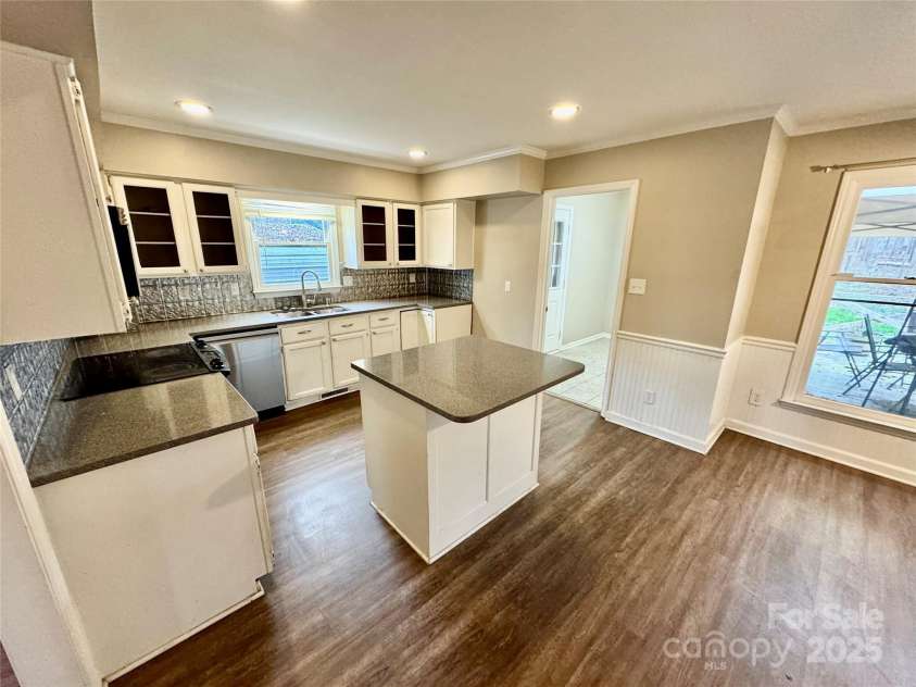701 Victorian Lane, Monroe, NC 28112.  MLS# CAR4212771, YatesRealty ID 14748. 
