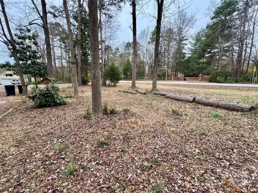 701 Victorian Lane, Monroe, NC 28112.  MLS# CAR4212771, YatesRealty ID 14748. Large lot