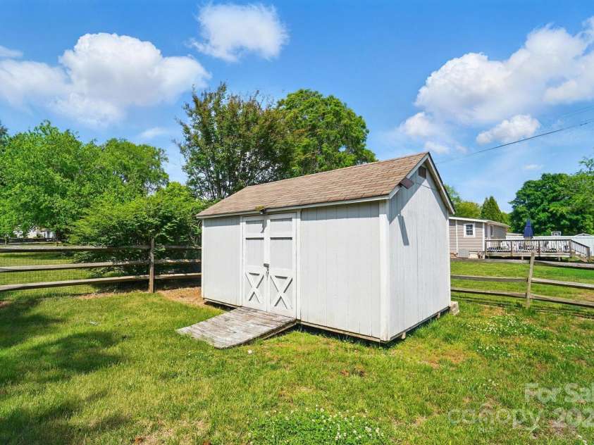 8309 Emily Drive, Harrisburg, NC 28075.  MLS# CAR4254903, YatesRealty ID 1475. 