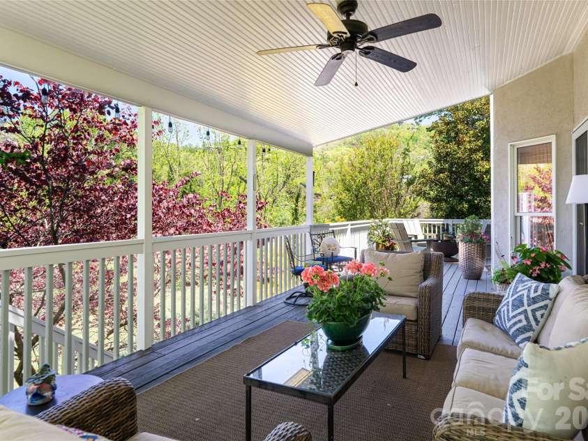 38 Pine Acre Boulevard, Asheville, NC 28804.  MLS# CAR4371915, YatesRealty ID 14750. Enjoy Porch Time