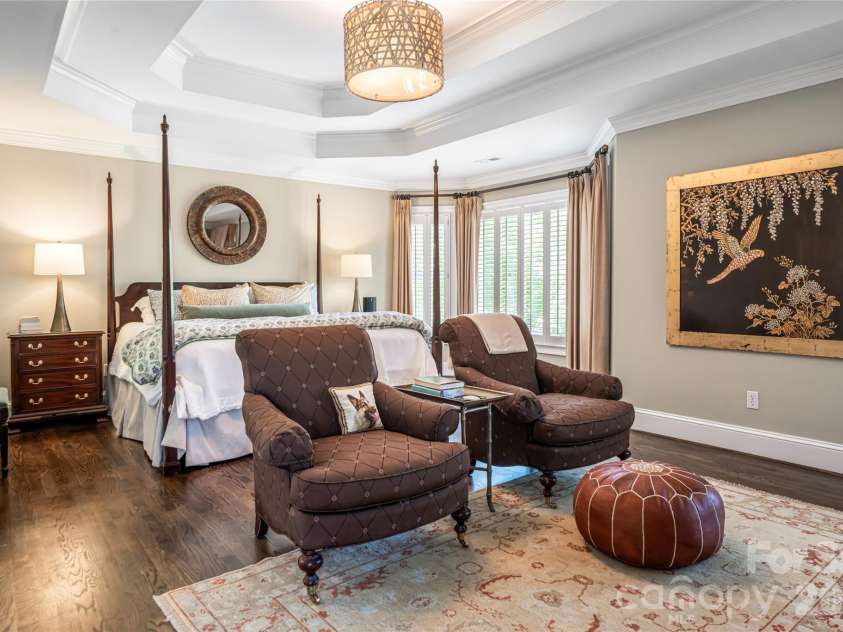38 Pine Acre Boulevard, Asheville, NC 28804.  MLS# CAR4371915, YatesRealty ID 14750. Tray Ceilings