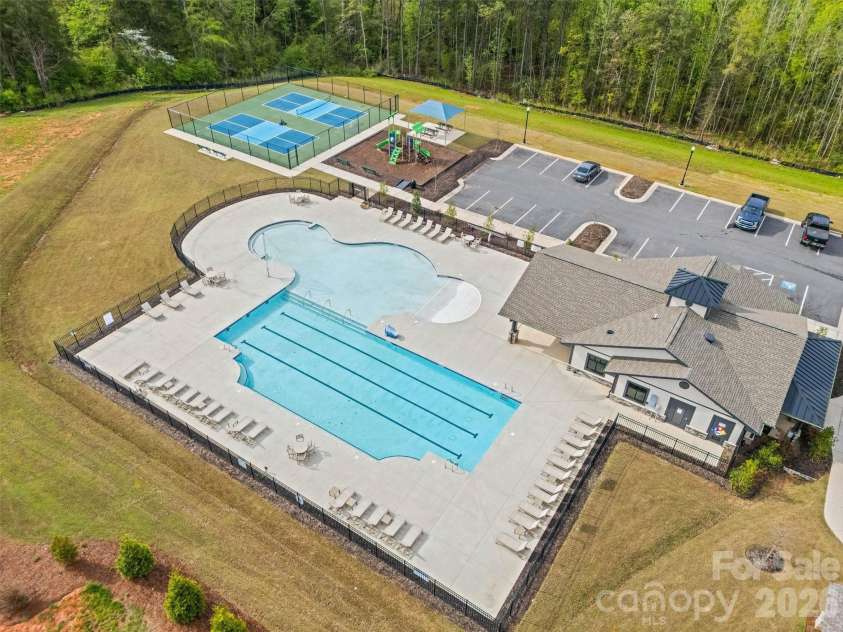 342 Court House Avenue, York, SC 29745.  MLS# CAR4366711, YatesRealty ID 14751. 