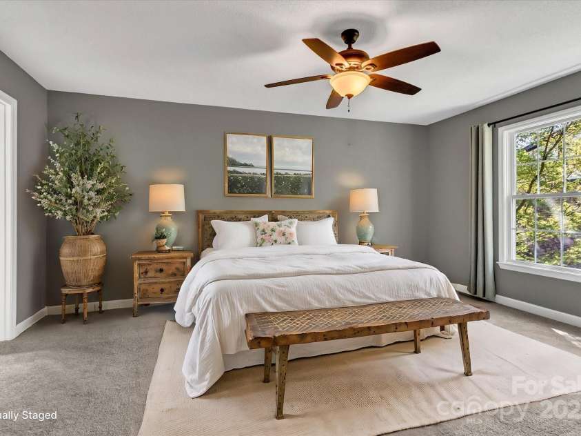 7214 Quail Meadow Lane, Charlotte, NC 28210.  MLS# CAR4227594, YatesRealty ID 14751. Virtually Staged