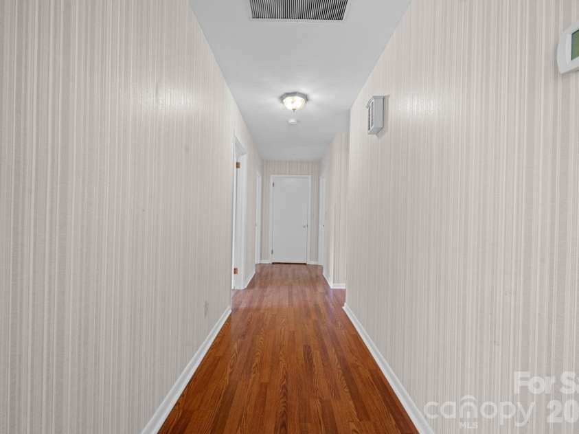 154 Alton Lane, Boone, NC 28607.  MLS# CAR4363802, YatesRealty ID 14752. 