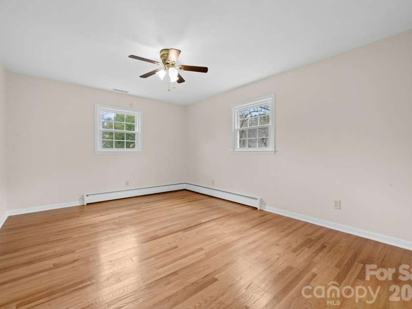 154 Alton Lane, Boone, NC 28607.  MLS# CAR4363802, YatesRealty ID 14752. 