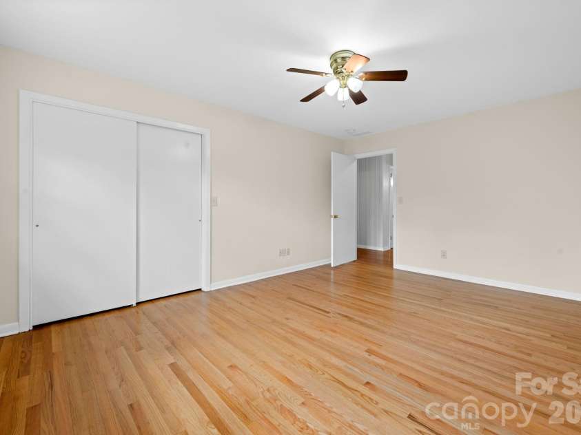 154 Alton Lane, Boone, NC 28607.  MLS# CAR4363802, YatesRealty ID 14752. 