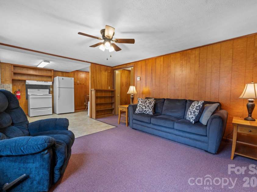154 Alton Lane, Boone, NC 28607.  MLS# CAR4363802, YatesRealty ID 14752. 
