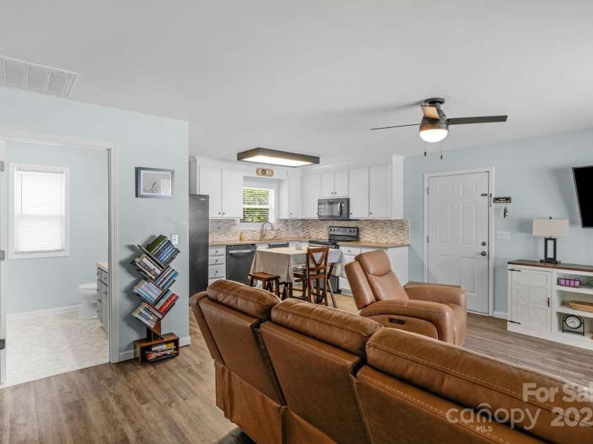 772 Austin Road, New London, NC 28127.  MLS# CAR4256460, YatesRealty ID 14752. 