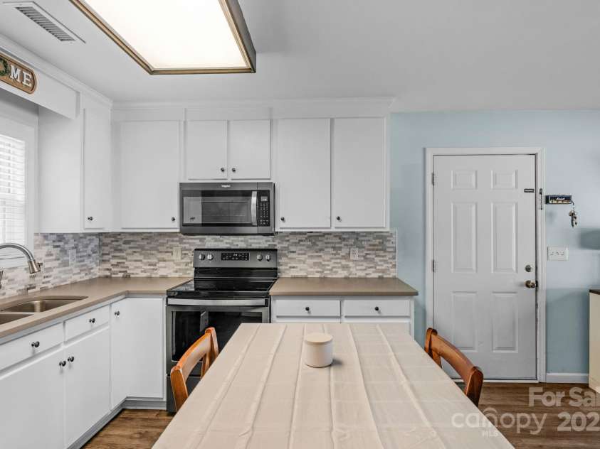 772 Austin Road, New London, NC 28127.  MLS# CAR4256460, YatesRealty ID 14752. 