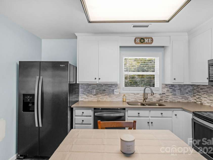 772 Austin Road, New London, NC 28127.  MLS# CAR4256460, YatesRealty ID 14752. 