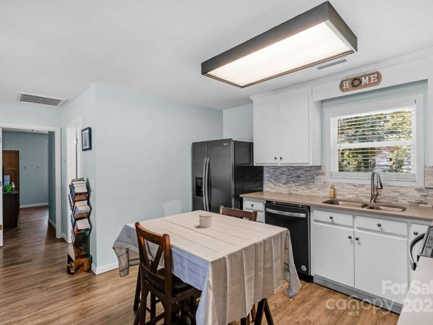 772 Austin Road, New London, NC 28127.  MLS# CAR4256460, YatesRealty ID 14752. 