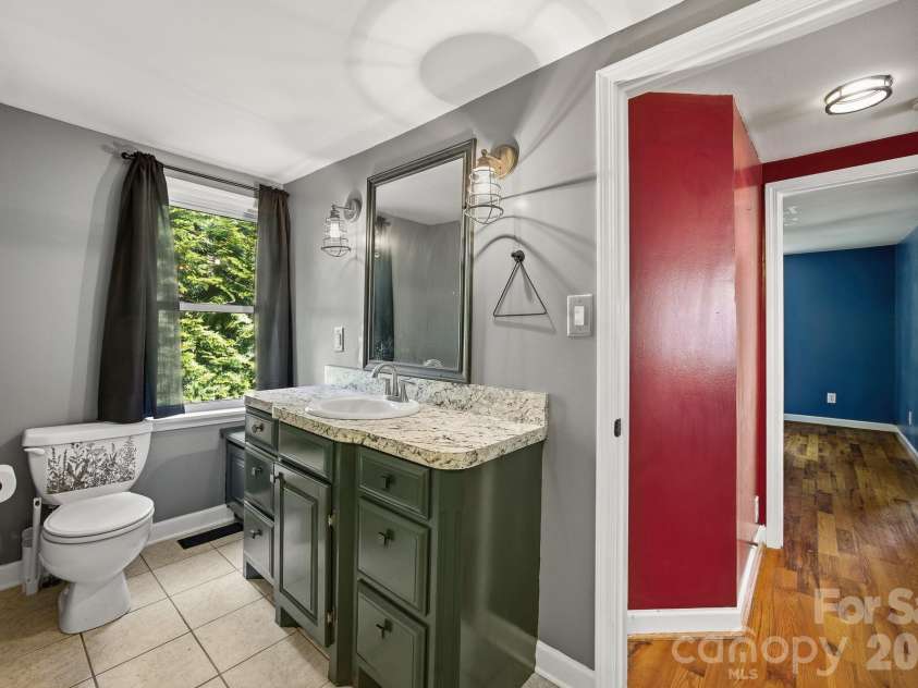 1127 Barney Place, Lenoir, NC 28645.  MLS# CAR4362697, YatesRealty ID 14753. 