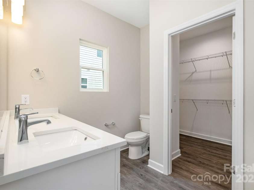 722 English Street, Monroe, NC 28110.  MLS# CAR4252327, YatesRealty ID 14753. 