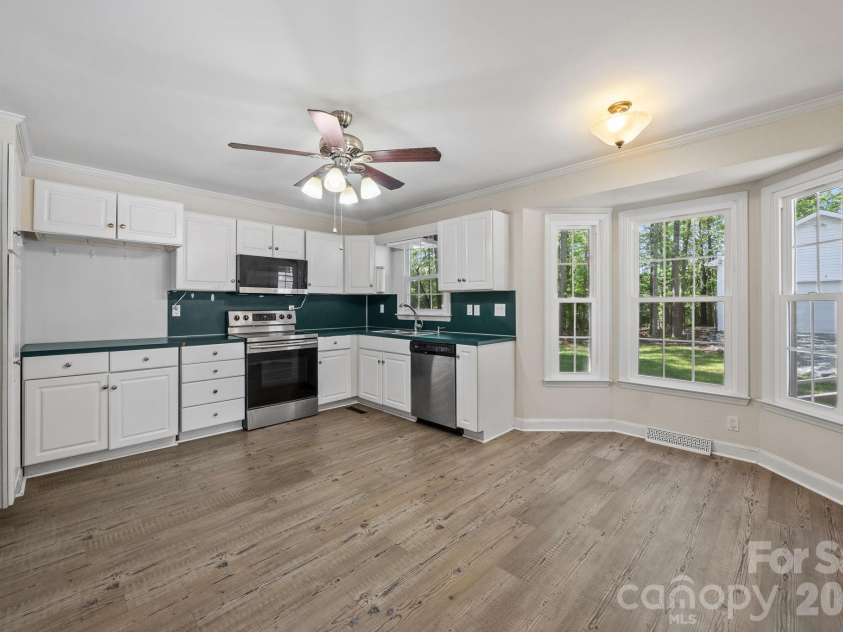 924 Cameron Court, Monroe, NC 28112.  MLS# CAR4371042, YatesRealty ID 14754. 