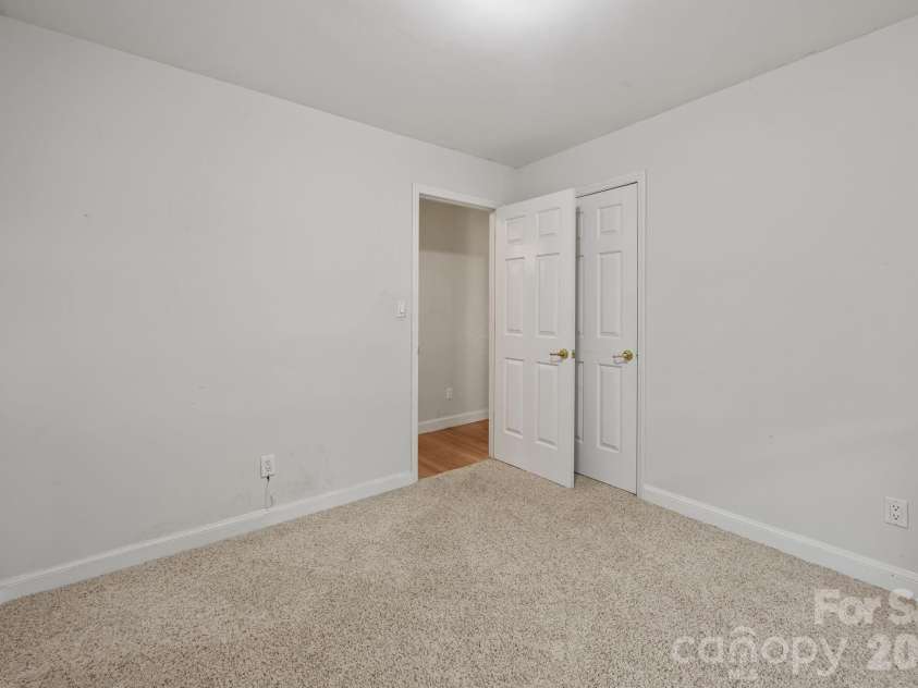 924 Cameron Court, Monroe, NC 28112.  MLS# CAR4371042, YatesRealty ID 14754. 