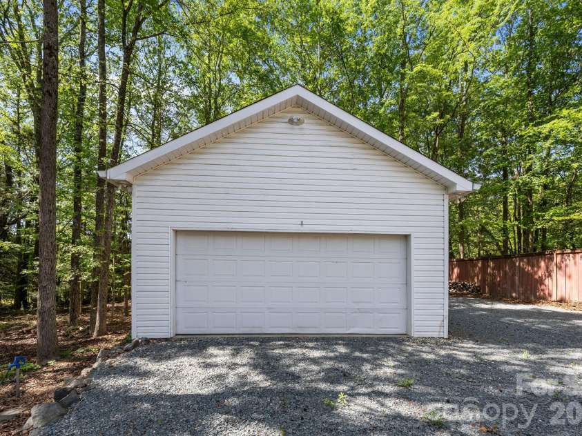 924 Cameron Court, Monroe, NC 28112.  MLS# CAR4371042, YatesRealty ID 14754. 