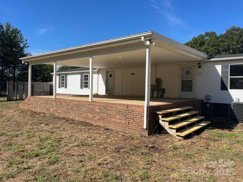 155 Blevins Lane, Salisbury, NC 28146.  MLS# CAR4330552, YatesRealty ID 14755. 