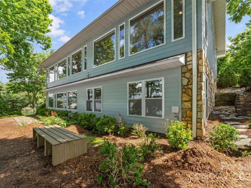 2218 Mallard Cove Drive, Nebo, NC 28761.  MLS# CAR4258692, YatesRealty ID 14755. 