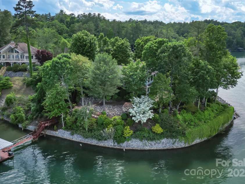 2218 Mallard Cove Drive, Nebo, NC 28761.  MLS# CAR4258692, YatesRealty ID 14755. 