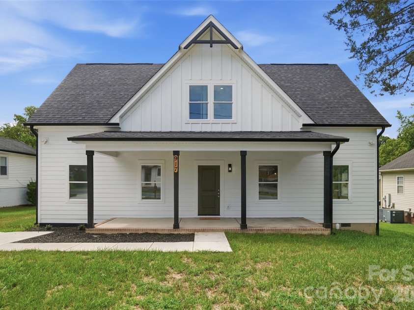 917 Bethpage Road, Kannapolis, NC 28081.  MLS# CAR4345020, YatesRealty ID 14757. 