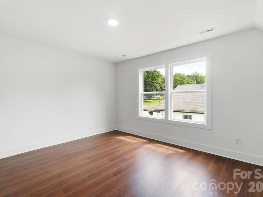 917 Bethpage Road, Kannapolis, NC 28081.  MLS# CAR4345020, YatesRealty ID 14757. 